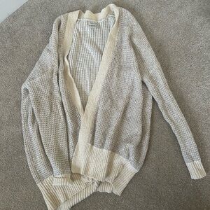Urban outfitters women’s cardigan size S